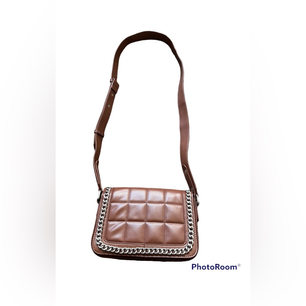 NWOT Small Brown Quilted w/ Chain Crossbody Purse 🤎